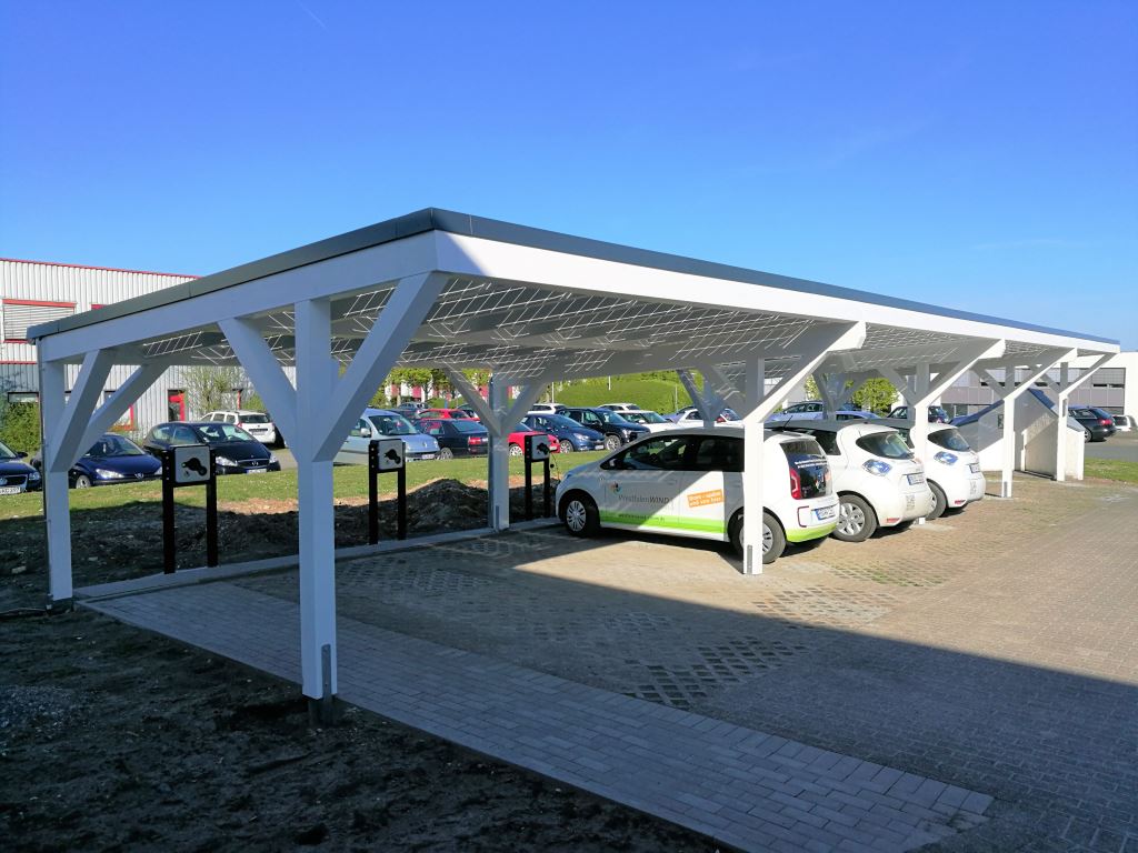 Solarcarports für Firmenkunden - Preise zzgl. Mwst. und zzgl. Montage / Fundamente.
